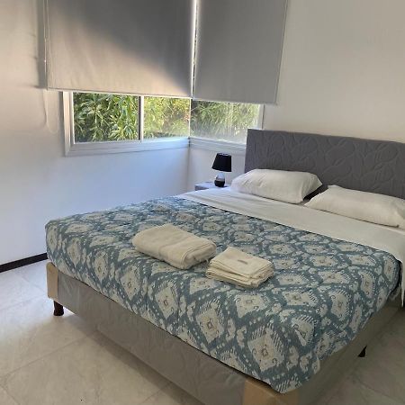 Hermoso Departamento Con Piscina Y Estacionamiento Асунсьйон Екстер'єр фото