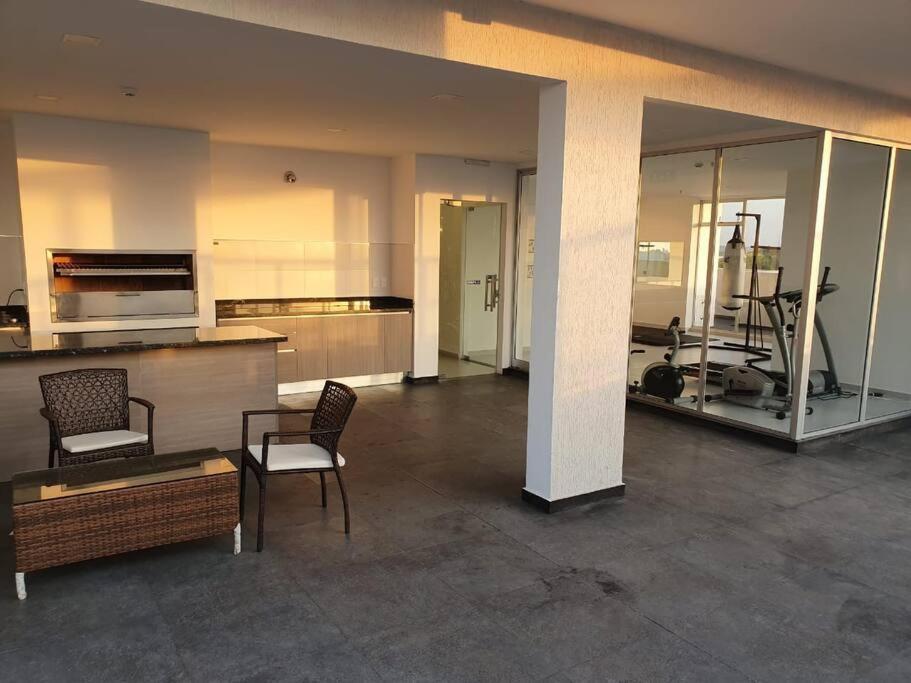 Hermoso Departamento Con Piscina Y Estacionamiento Асунсьйон Екстер'єр фото