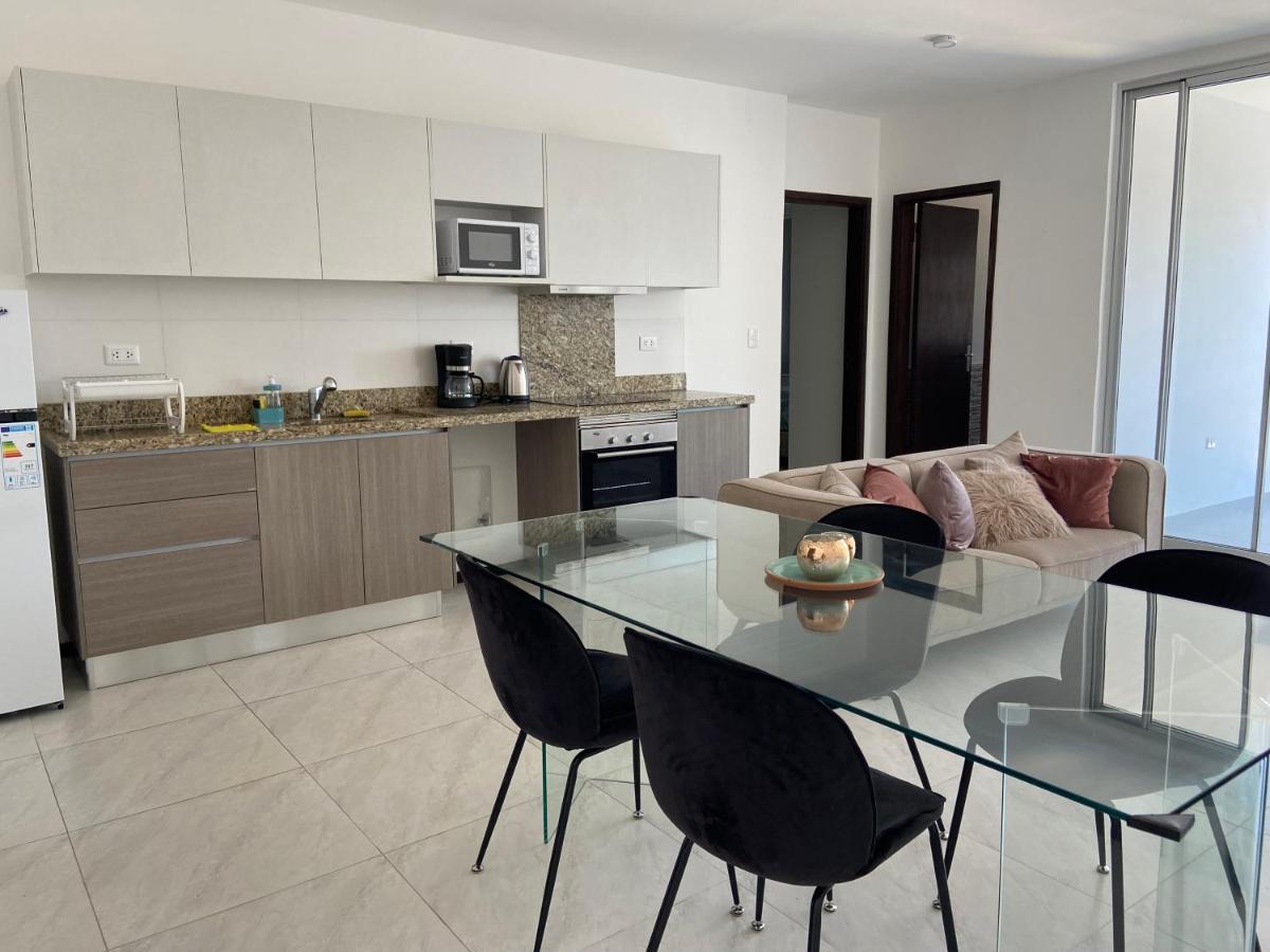 Hermoso Departamento Con Piscina Y Estacionamiento Асунсьйон Екстер'єр фото